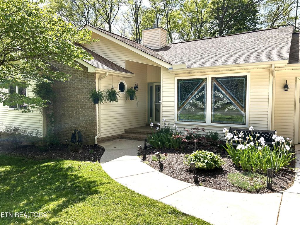 Photo of 110 Friar Lane, Crossville, TN 38558 (MLS # 1328784)