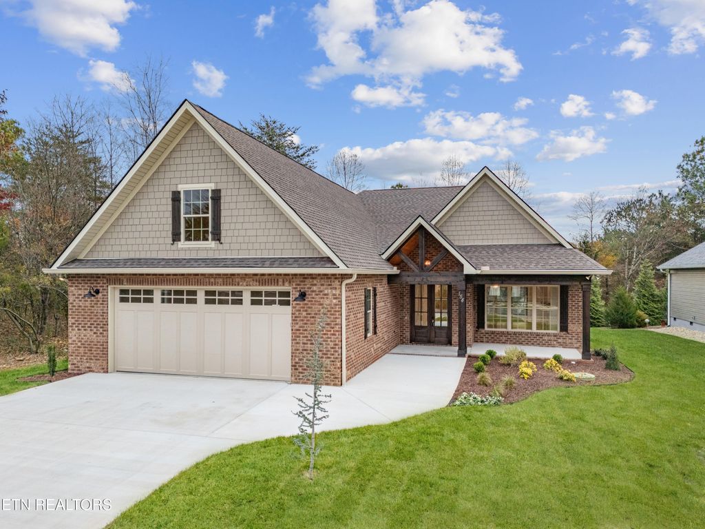 Photo of 154 Elokwa Way, Loudon, TN 37774 (MLS # 1322424)
