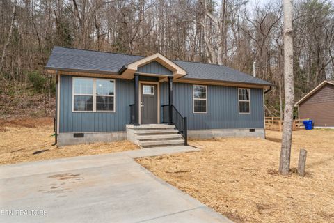 523 Hillcrest St Clinton TN 37716