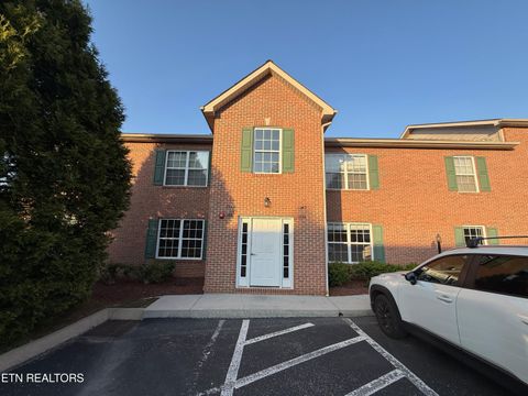 Photo of 1640 Maple View Way, Knoxville, TN 37918 (MLS # 1342085)