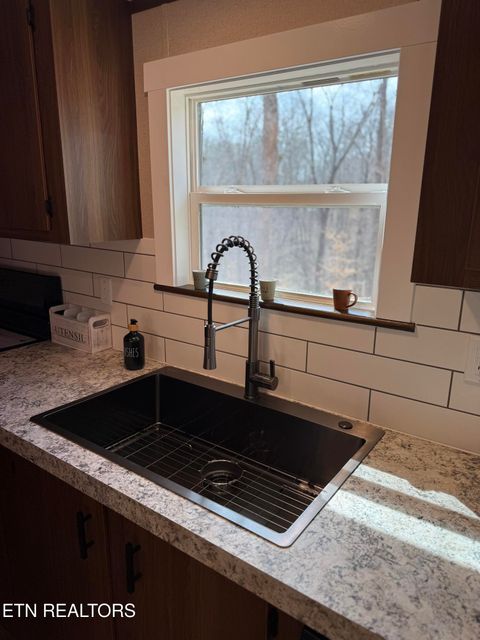 Photo of 211 Clear Springs Rd Rd, Harriman, TN 37748 (MLS # 1331450)