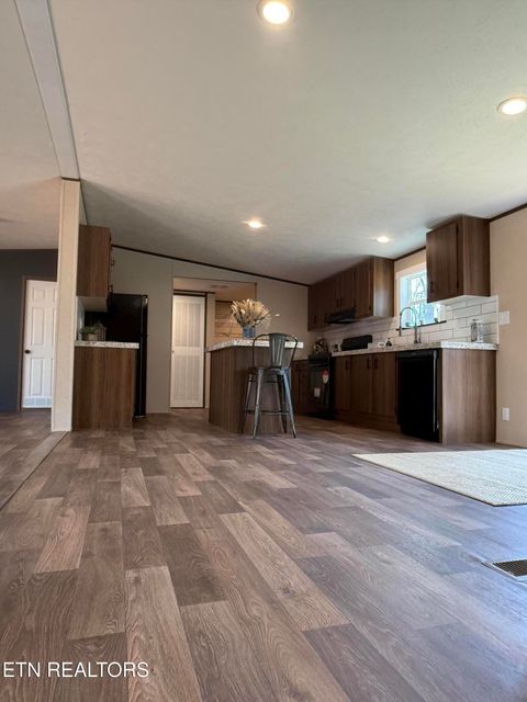 Tiny photo for 211 Clear Springs Rd Rd, Harriman, TN 37748 (MLS # 1331450)