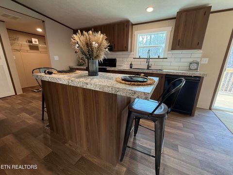 Tiny photo for 211 Clear Springs Rd Rd, Harriman, TN 37748 (MLS # 1331450)