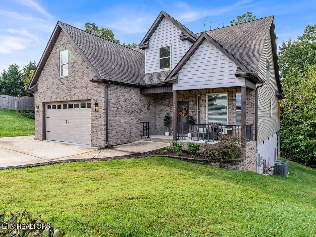Photo of 6436 Glen Eagle Lane, Knoxville, TN 37921 (MLS # 1318184)