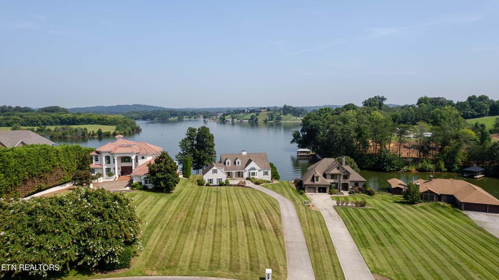 Photo of 4228 Ridge Water Rd, Louisville, TN 37777 (MLS # 1238393)