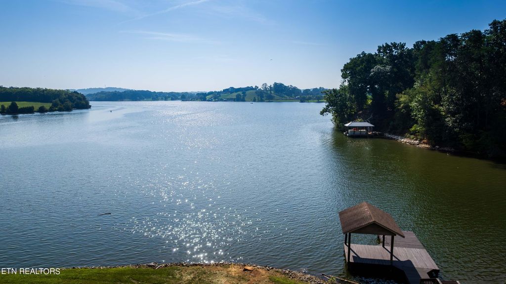 Photo of 4228 Ridge Water Rd, Louisville, TN 37777 (MLS # 1238393)