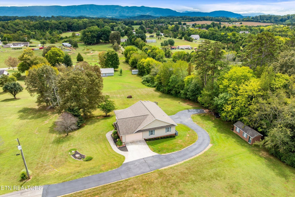Photo of 235 John Bouldin Drive, Maryville, TN 37801 (MLS # 1355123)