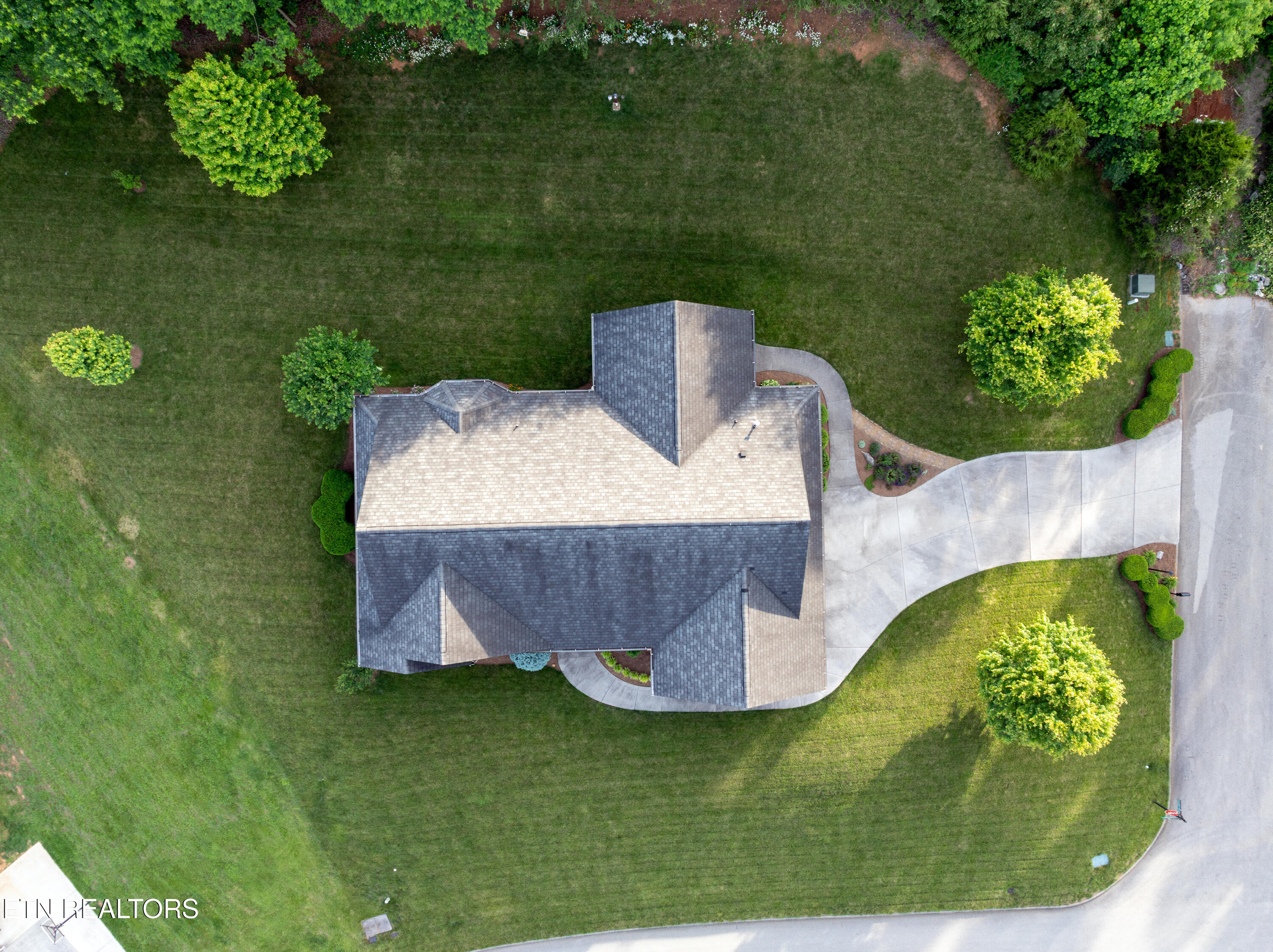 5484 Shadow Branch Lane