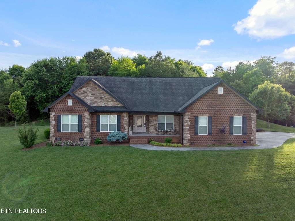 Photo of 5484 Shadow Branch Lane, Corryton, TN 37721 (MLS # 1305123)