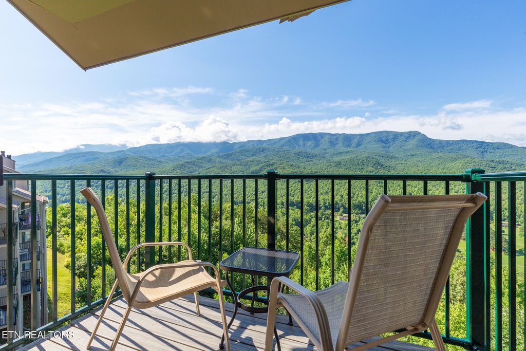 Photo of 3710 Weber Rd #C301, Gatlinburg, TN 37738 (MLS # 1293495)