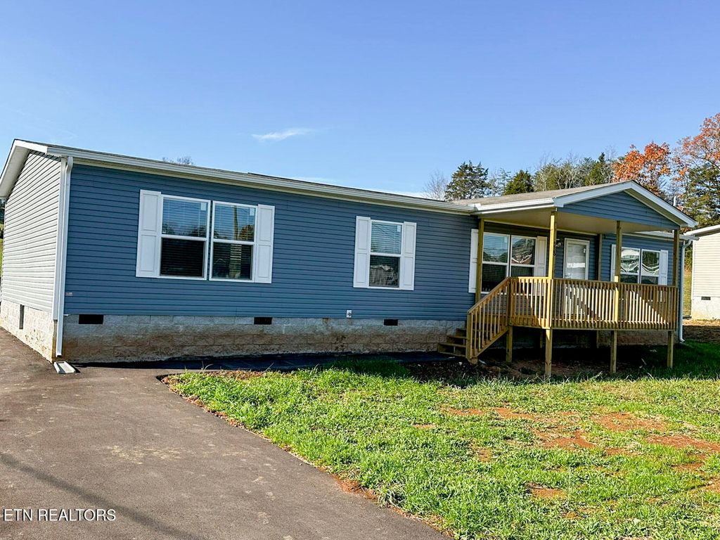 Photo of 338 Bungalow Drive, Dandridge, TN 37725 (MLS # 1305712)