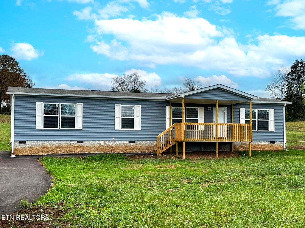 Photo of 338 Bungalow Drive, Dandridge, TN 37725 (MLS # 1305712)