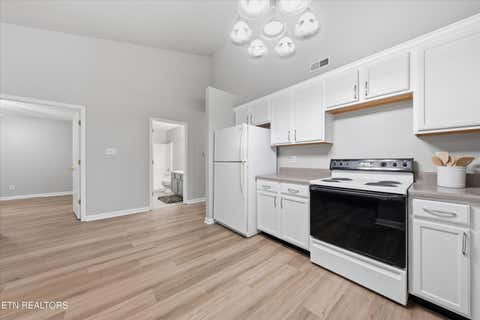 Tiny photo for 4055 Darwin Way, Knoxville, TN 37918 (MLS # 1349952)