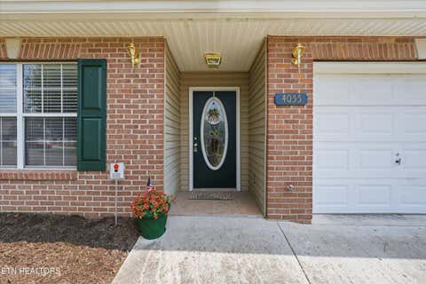 Tiny photo for 4055 Darwin Way, Knoxville, TN 37918 (MLS # 1349952)