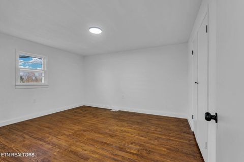 Tiny photo for 251 Country View Road, Crossville, TN 38571 (MLS # 1339456)