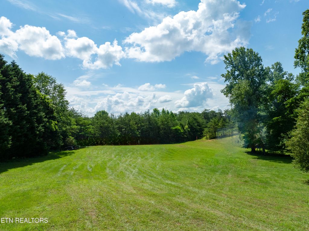 Photo of 62 Hidden Circle, Louisville, TN 37777 (MLS # 1263666)