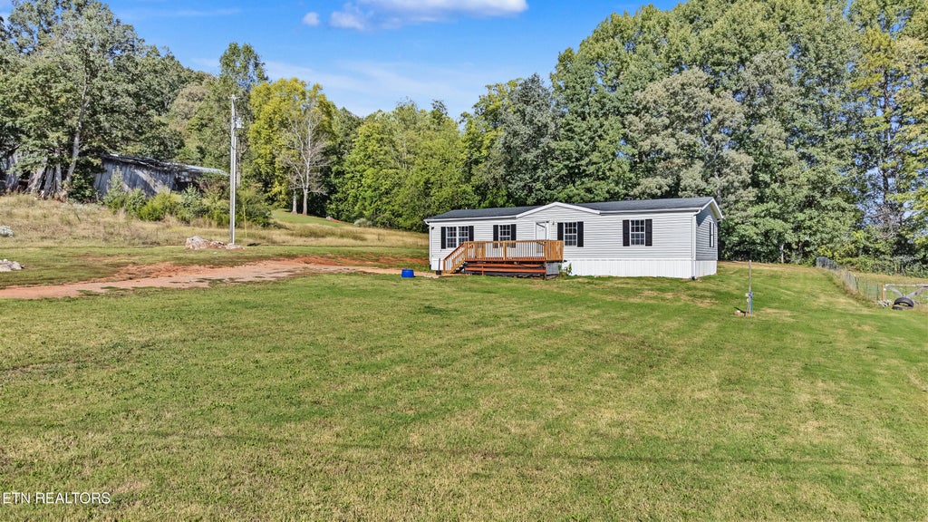 Photo of 1528 Hiwassee Rd, Sweetwater, TN 37874 (MLS # 1358468)