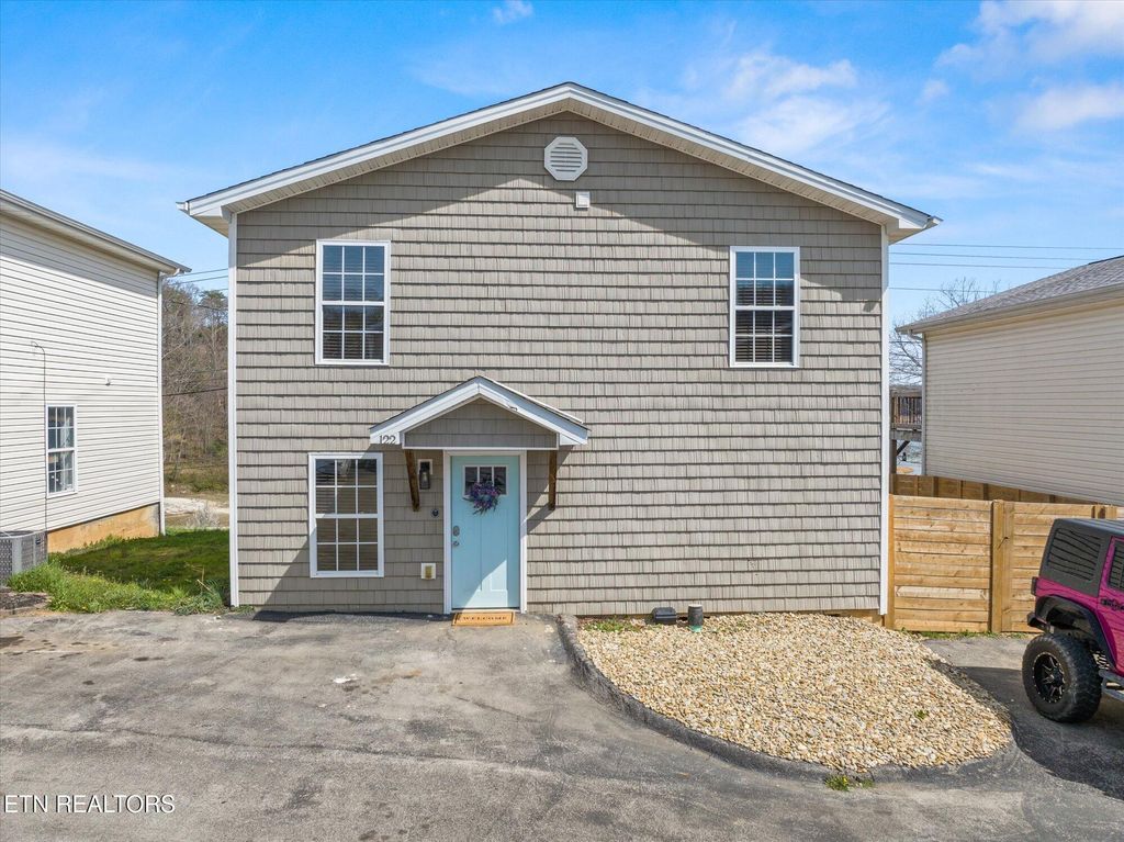 Photo of 122 Roberts Rdg, Rutledge, TN 37861 (MLS # 1295499)