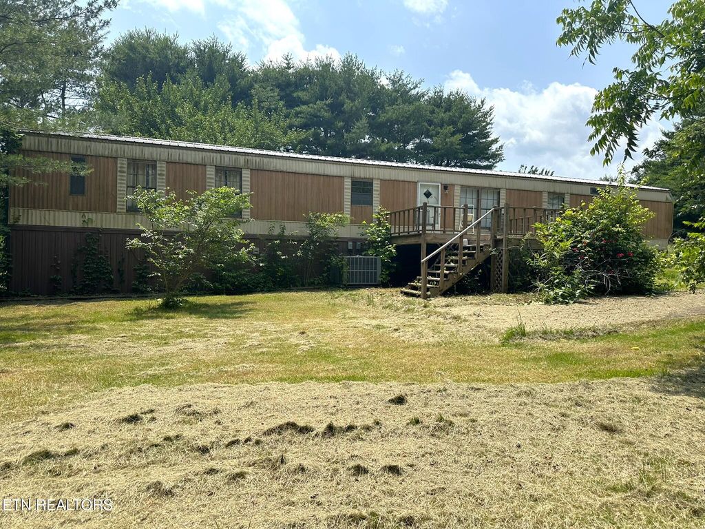 Photo of 581 Disco Loop Rd, Friendsville, TN 37737 (MLS # 1303179)