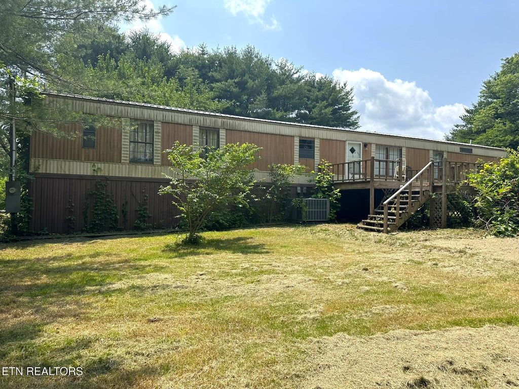 Photo of 581 Disco Loop Rd, Friendsville, TN 37737 (MLS # 1303179)