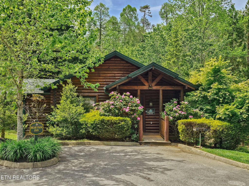 Photo of 515 Houser Rd, Gatlinburg, TN 37738 (MLS # 1299068)