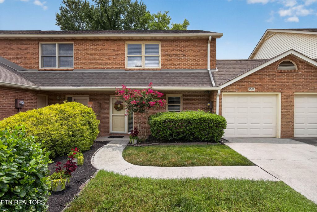 Photo of 10416 Ravenbrook Lane, Knoxville, TN 37922 (MLS # 1348874)