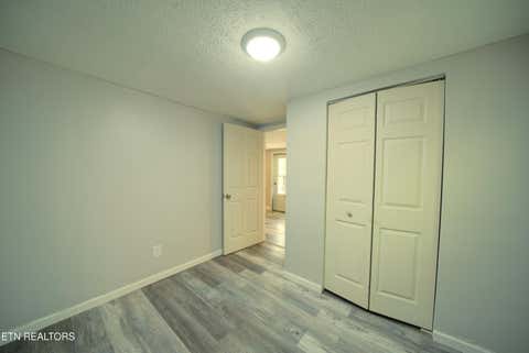 Tiny photo for 523 W Broad St, Clinton, TN 37716 (MLS # 1344486)