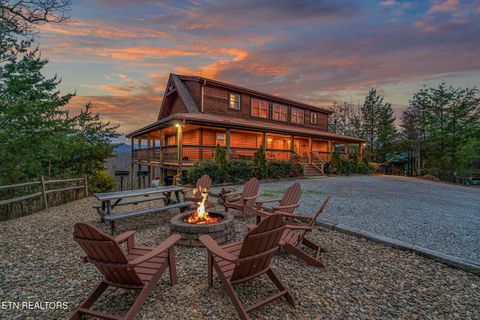 Tiny photo for 2681 Briley Way, Sevierville, TN 37862 (MLS # 1335860)