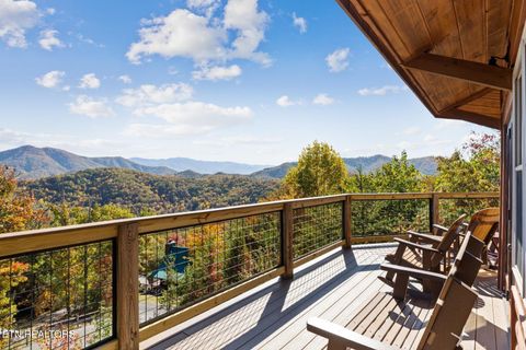 Tiny photo for 2681 Briley Way, Sevierville, TN 37862 (MLS # 1335860)