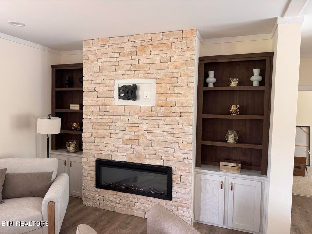 Photo of 347 Bungalow Drive, Dandridge, TN 37725 (MLS # 1346548)