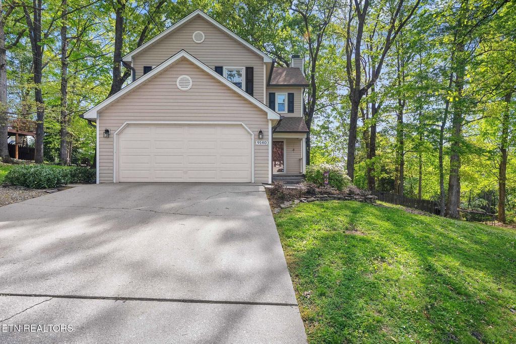Photo of 9140 Colchester Ridge Rd, Knoxville, TN 37922 (MLS # 1336956)