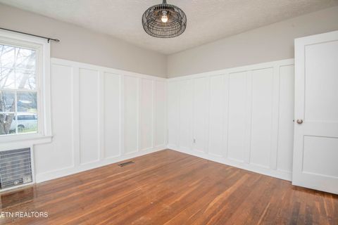 Tiny photo for 303 Canterbury Drive, Knoxville, TN 37920 (MLS # 1333536)