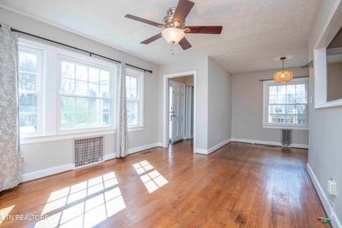 Tiny photo for 303 Canterbury Drive, Knoxville, TN 37920 (MLS # 1333536)
