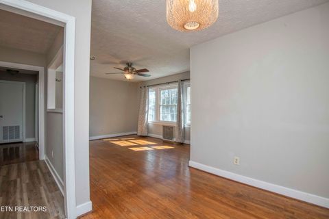 Tiny photo for 303 Canterbury Drive, Knoxville, TN 37920 (MLS # 1333536)