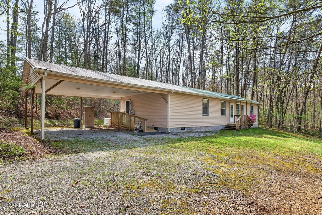 Photo of 4067 Blaylock Rd, Crossville, TN 38572 (MLS # 1339594)