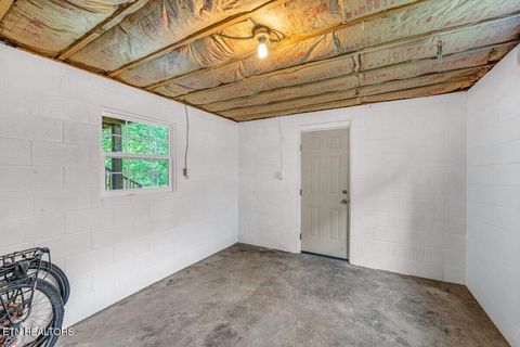 Tiny photo for 513 W Ridgecrest Drive, Kingston, TN 37763 (MLS # 1338407)