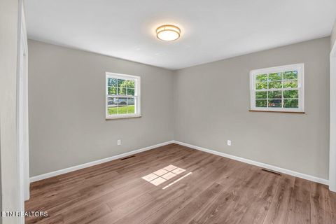 Tiny photo for 513 W Ridgecrest Drive, Kingston, TN 37763 (MLS # 1338407)