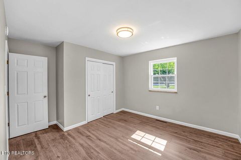 Tiny photo for 513 W Ridgecrest Drive, Kingston, TN 37763 (MLS # 1338407)
