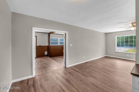 Tiny photo for 513 W Ridgecrest Drive, Kingston, TN 37763 (MLS # 1338407)
