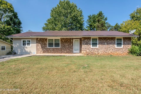 Photo of 7811 E Sesame Lane, Knoxville, TN 37938 (MLS # 1356245)