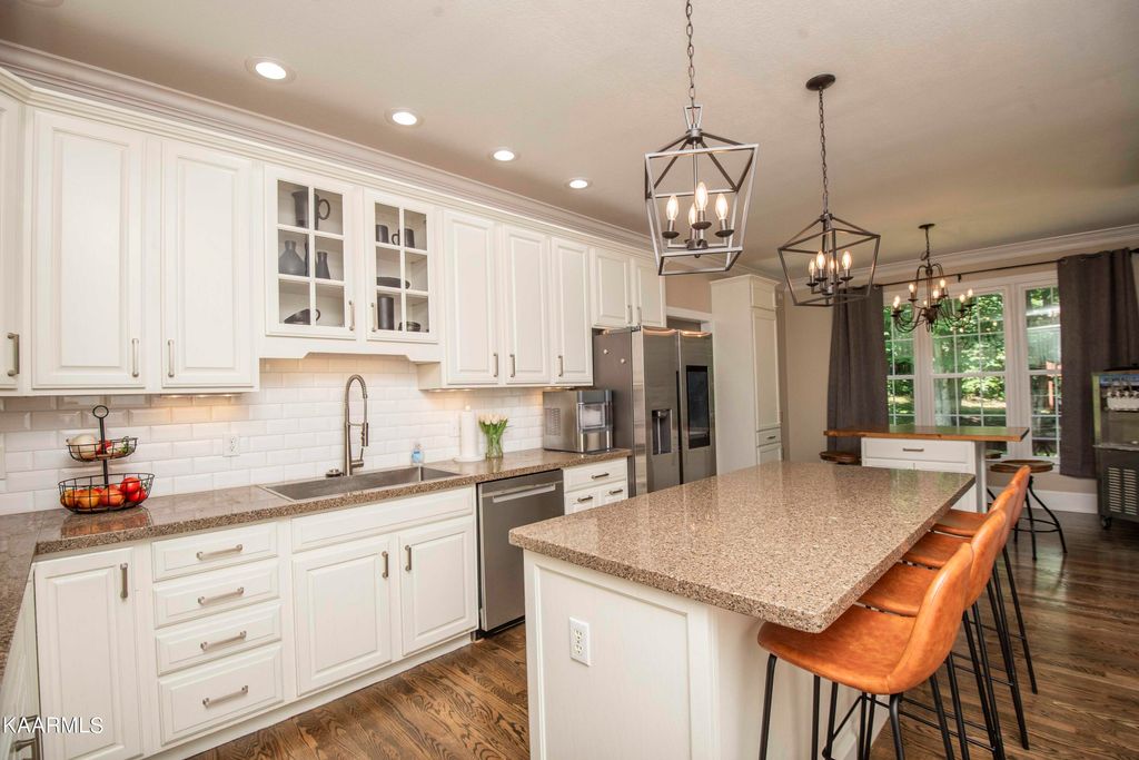 Photo of 524 Oak Landing Lane, Farragut, TN 37934 (MLS # 1231389)