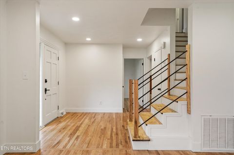 Tiny photo for 891 W Cunningham St, Alcoa, TN 37701 (MLS # 1340801)