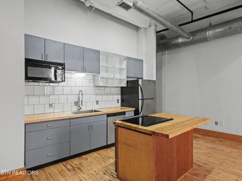 Tiny photo for 112 S Gay St #306, Knoxville, TN 37902 (MLS # 1354202)