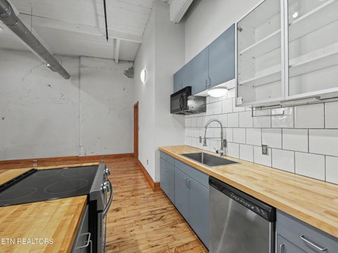 Tiny photo for 112 S Gay St #306, Knoxville, TN 37902 (MLS # 1354202)