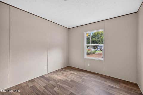 Tiny photo for 15 4th St, Midway, TN 37809 (MLS # 1349845)