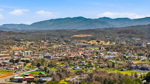 Tiny photo for 591 Warbonnet Way, Pigeon Forge, TN 37863 (MLS # 1332236)