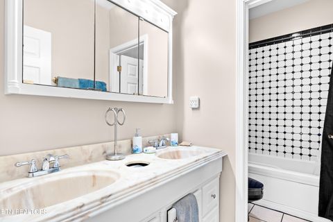 Tiny photo for 5703 Old Niles Ferry Pike, Greenback, TN 37742 (MLS # 1338151)