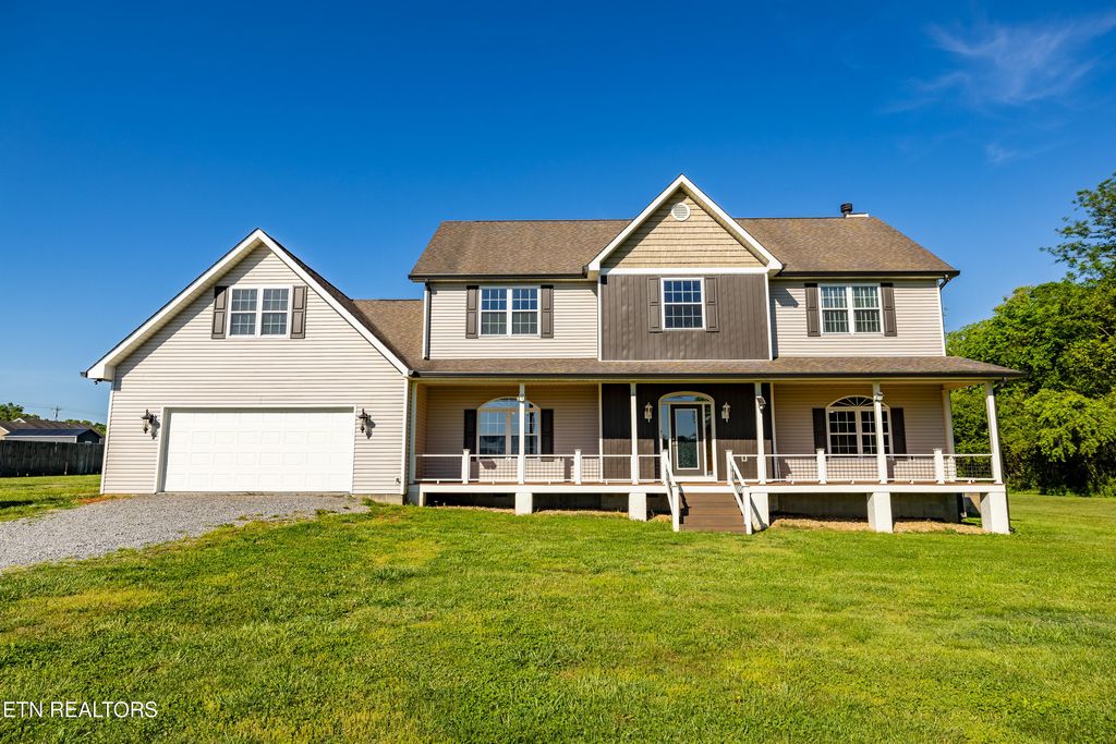 Photo of 5703 Old Niles Ferry Pike, Greenback, TN 37742 (MLS # 1338151)