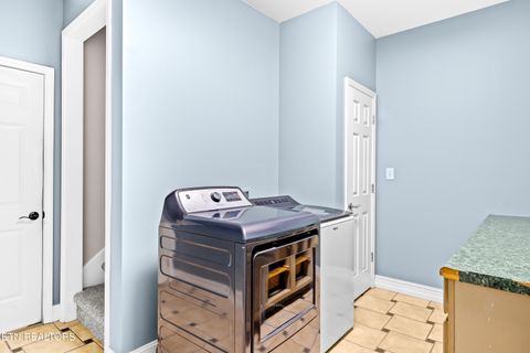 Tiny photo for 5703 Old Niles Ferry Pike, Greenback, TN 37742 (MLS # 1338151)