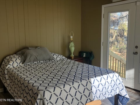 Tiny photo for 757 W Outer Drive, Oak Ridge, TN 37830 (MLS # 1359926)